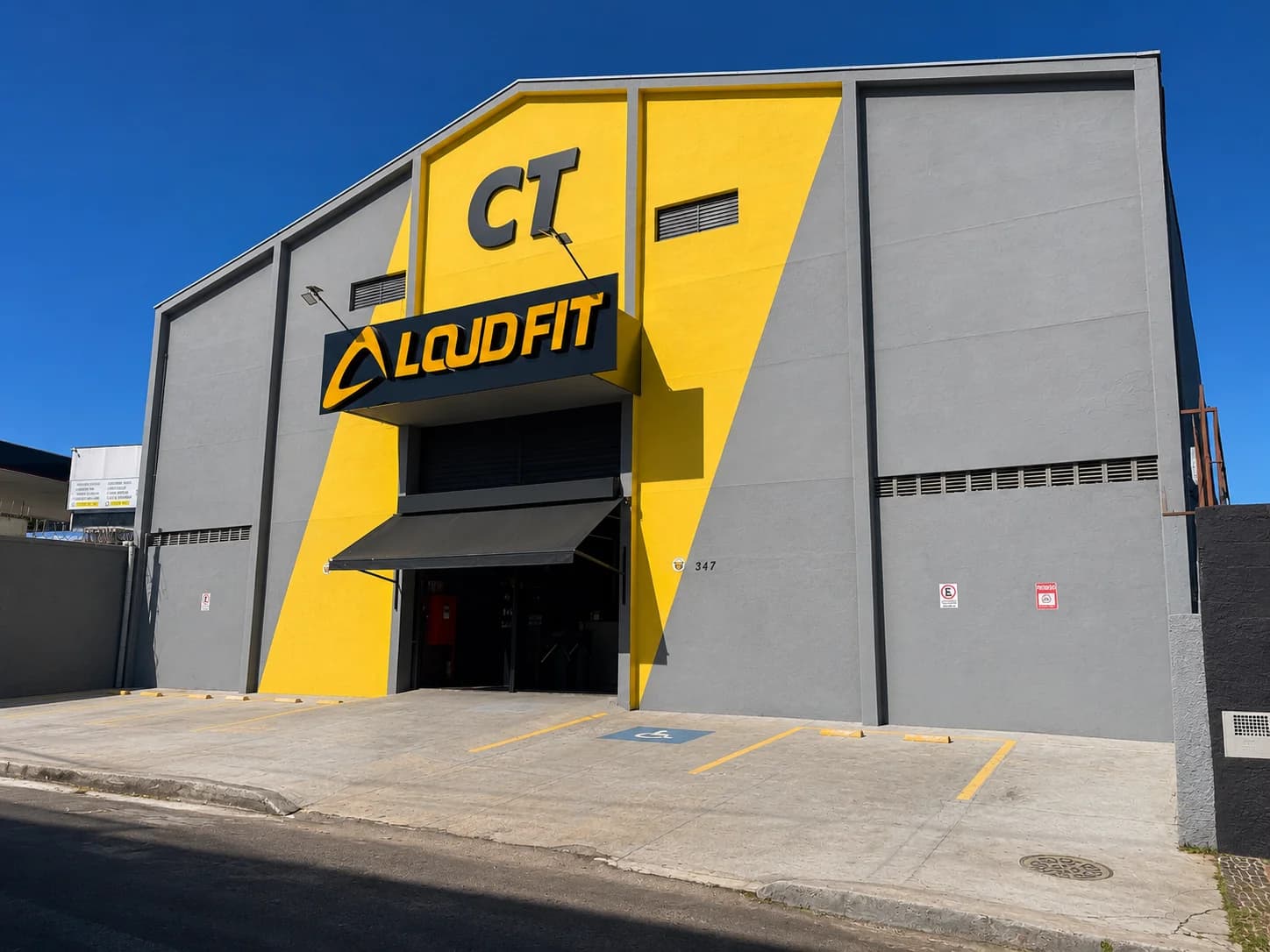Academia Loud Fit Vila Industrial
